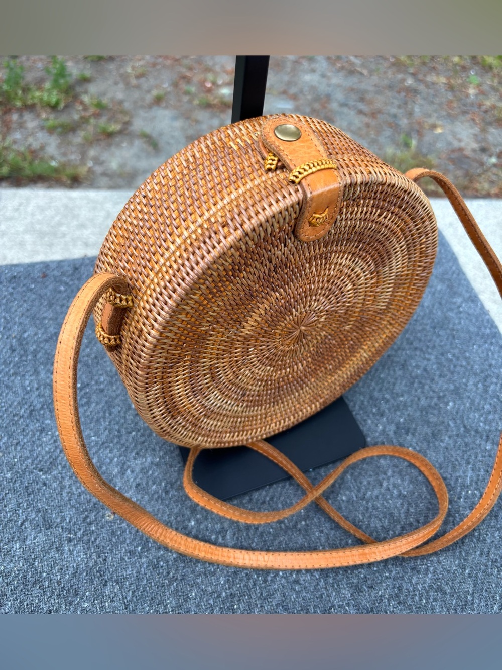 Vintage Round Bali Rattan Crossbody Bag Boho Wicker Straw Purse Leather Strap - Picture 2 of 7
